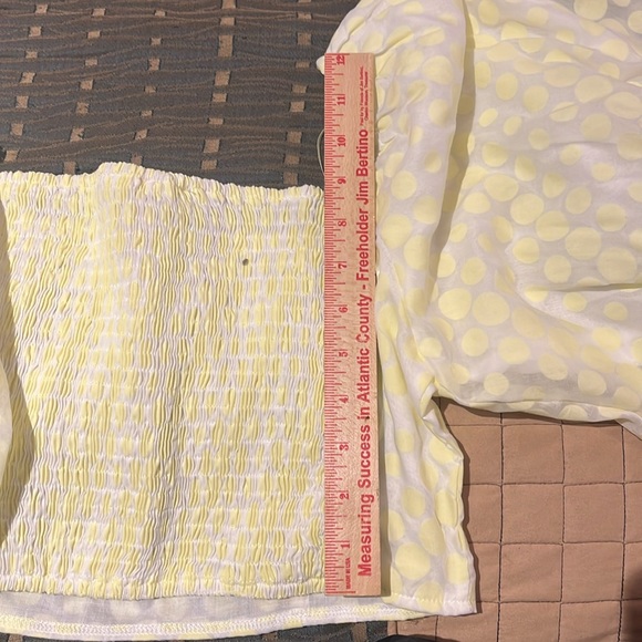 Puffy sleeve crop top - Picture 3 of 3